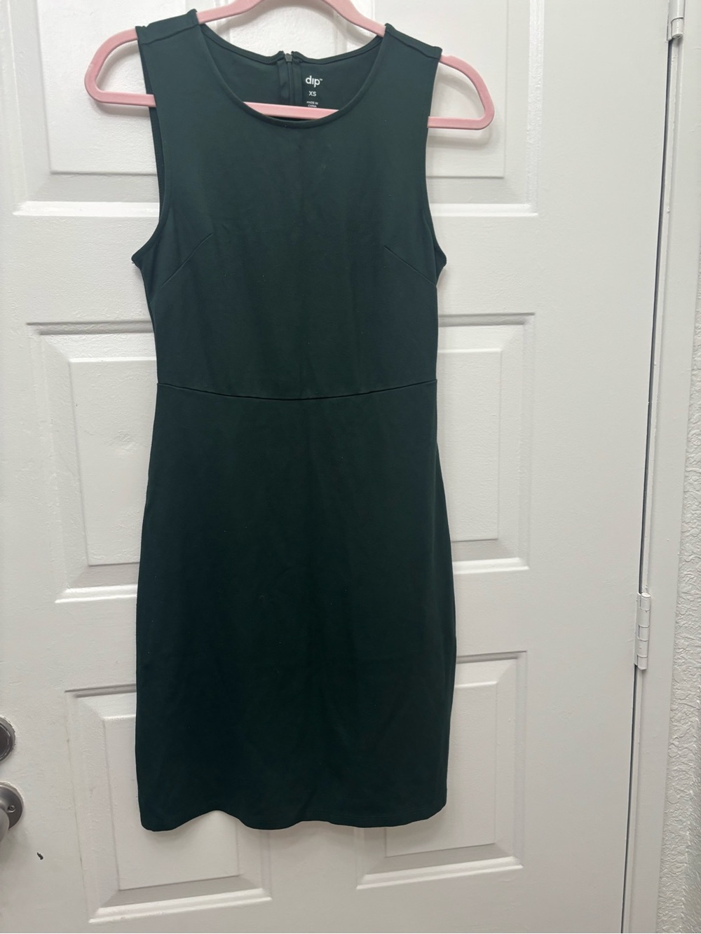 dip Sleeveless Crewneck Sheath Dress in Deep Green